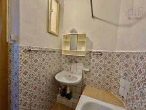 Prodej bytu 1+kk, Praha - Vinohrady, náměstí Jiřího z Lobkovic, 36 m2