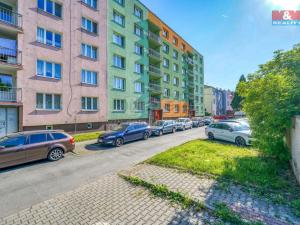 Prodej bytu 2+1, Plzeň - Skvrňany, Křimická, 60 m2