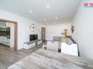 Prodej bytu 3+1, Lanškroun - Žichlínské Předměstí, B. Martinů, 74 m2