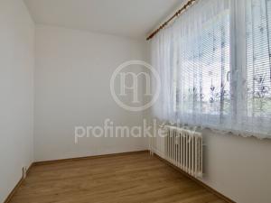 Prodej bytu 3+1, Moravský Krumlov, Sídliště, 61 m2