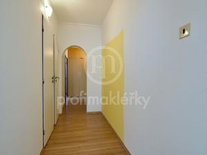 Prodej bytu 3+1, Moravský Krumlov, Sídliště, 61 m2