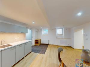 Pronájem bytu 2+kk, Jablonec nad Nisou - Vrkoslavice, Pražská, 54 m2
