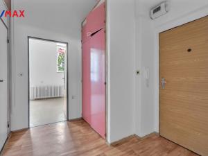 Prodej bytu 1+1, Hradec Králové, Šimkova, 51 m2