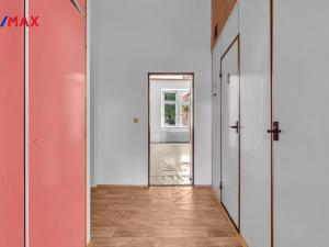 Prodej bytu 1+1, Hradec Králové, Šimkova, 51 m2