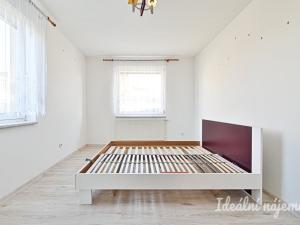 Pronájem rodinného domu, Kunovice, Na Bělince, 280 m2