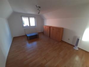 Pronájem bytu 1+1, Plzeň, K Rozhraní, 38 m2