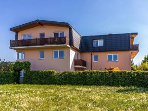 Prodej bytu 4+kk, Praha - Újezd nad Lesy, Domanovická, 108 m2