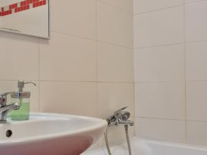 Pronájem bytu 2+kk, Praha - Smíchov, Ostrovského, 49 m2