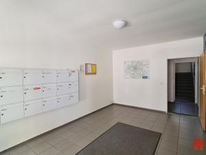 Pronájem bytu 2+kk, Praha - Smíchov, Ostrovského, 49 m2