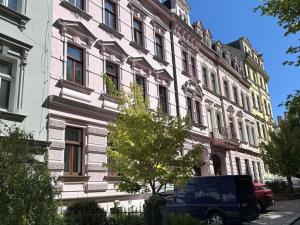 Prodej bytu 2+kk, Karlovy Vary, Svahová, 77 m2