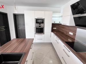 Prodej bytu 4+kk, Pelhřimov, Dolnokubínská, 119 m2