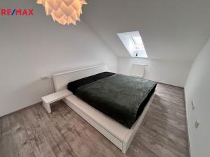 Prodej bytu 4+kk, Pelhřimov, Dolnokubínská, 119 m2