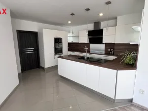 Prodej bytu 4+kk, Pelhřimov, Dolnokubínská, 119 m2