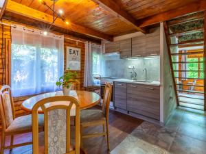 Prodej chaty, Unhošť, Markův Mlýn, 76 m2