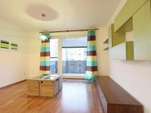 Pronájem bytu 2+kk, Brno, Langrova, 55 m2