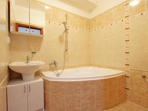 Pronájem bytu 2+kk, Brno, Langrova, 55 m2