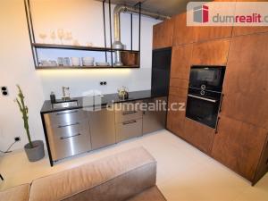 Pronájem bytu 1+kk, Praha - Michle, Hadovitá, 47 m2