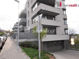 Pronájem bytu 1+kk, Praha - Michle, Hadovitá, 47 m2