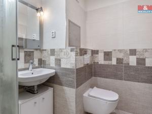 Prodej bytu 2+kk, Beroun - Beroun-Centrum, Na Klášteře, 42 m2