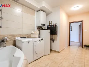 Prodej rodinného domu, Oponešice, 280 m2