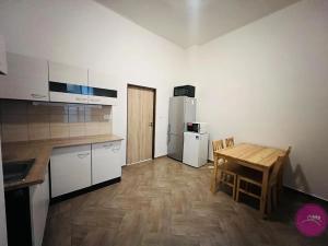 Pronájem bytu 2+1, Olomouc, Riegrova, 100 m2