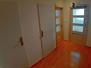 Pronájem bytu 2+kk, Praha - Kyje, Manželů Dostálových, 40 m2