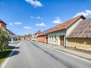 Prodej vícegeneračního domu, Senožaty, 182 m2