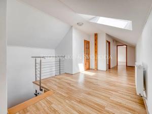 Prodej vícegeneračního domu, Senožaty, 182 m2