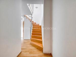 Prodej rodinného domu, Senožaty, 182 m2