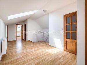 Prodej rodinného domu, Senožaty, 182 m2