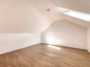 Prodej rodinného domu, Senožaty, 182 m2