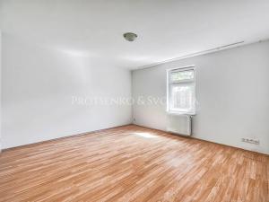 Prodej rodinného domu, Senožaty, 182 m2