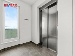 Pronájem bytu 1+kk, Praha - Háje, Výstavní, 32 m2