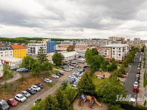 Pronájem bytu 2+kk, Praha - Vysočany, Sousedíkova, 57 m2