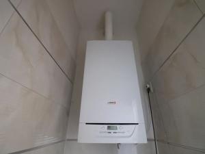 Prodej bytu 2+kk, Karlovy Vary, Svahová, 77 m2
