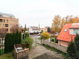 Pronájem bytu 2+1, Praha - Suchdol, Suchdolské náměstí, 58 m2