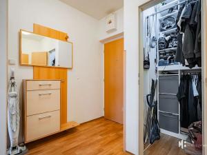 Prodej bytu 2+kk, Praha - Kbely, Herlíkovická, 52 m2