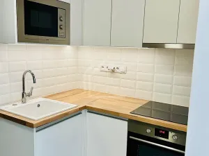 Pronájem bytu 2+1, Praha - Vinohrady, Lucemburská, 55 m2