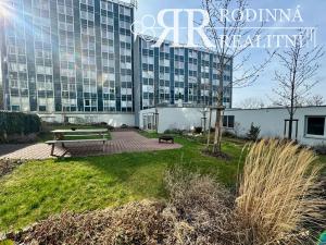 Prodej bytu 1+kk, Praha, Peroutkova, 24 m2
