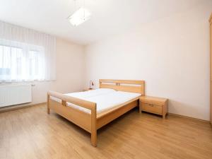 Pronájem bytu 3+kk, Brno, Molákova, 79 m2