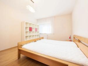 Pronájem bytu 3+kk, Brno, Molákova, 79 m2