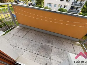 Pronájem bytu 1+kk, Praha - Lhotka, Štúrova, 33 m2