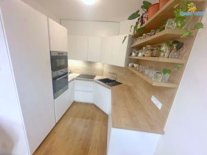 Pronájem bytu 2+kk, Praha - Michle, Hanusova, 56 m2