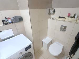 Pronájem bytu 2+kk, Praha - Michle, Hanusova, 56 m2