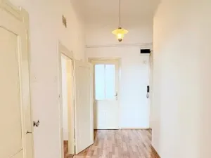 Pronájem bytu 2+1, Praha - Holešovice, Bubenské nábřeží, 69 m2
