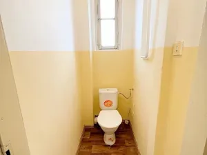 Pronájem bytu 2+1, Praha - Holešovice, Bubenské nábřeží, 69 m2