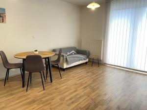 Pronájem bytu 2+kk, Jihlava, Halasova, 43 m2