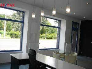 Pronájem obchodního prostoru, Brno, Bubeníčkova, 62 m2