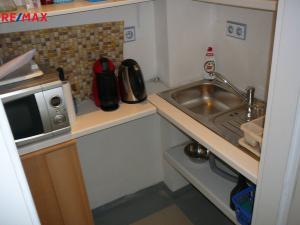 Pronájem obchodního prostoru, Brno, Bubeníčkova, 62 m2