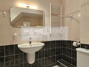 Pronájem bytu 2+kk, Praha, Ladova, 73 m2